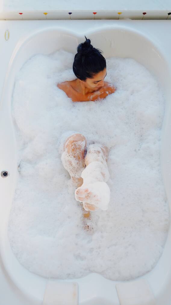 Shower Gel & Body Wash: Say goodbye to soap this winter, pamper your skin with shower gel & body wash! Shower Gel & Body Wash: Say goodbye to soap this winter, pamper your skin with shower gel & body wash!
