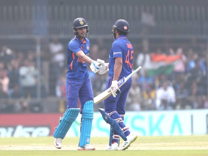 IND vs NZ 3RD ODI india opener rohit sharma - shubman Gill century know full details IND vs NZ 3RD ODI: 3 ஆண்டுகள் காத்திருப்பு... சதமடித்து அசத்திய ரோஹித்...! செஞ்சுரி விளாசிய சுப்மன் கில்..!