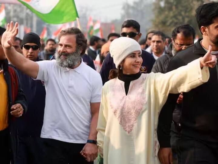 भारत जोडो यात्रेदरम्यान उर्मिला मातोंडकर म्हणाल्याा,