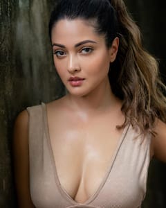Riya Sen B'day: ત્રિપુરાના રાજવી પરિવારમાંથી છે રિયા સેન, આ ભૂલોએ બગાડ્યું કરિયર