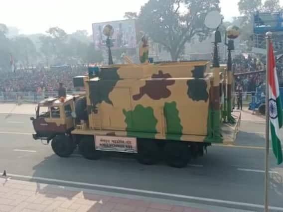 સોમવારે જ તેનું રિહર્સલ કરવામાં આવ્યું હતું, જે લોકોને 26 જાન્યુઆરીએ ટ્રેલરના રૂપમાં જોવા મળ્યું હતું, પરંતુ જ્યારે દેશ તેનો 74મો ગણતંત્ર દિવસ એટલે કે 26 જાન્યુઆરીએ તેનાથી પણ વધુ જોશ અને ઉત્સાહ સાથે ઉજવશે ત્યારે ભારતના આ સૈનિકો તેમની પરેડ માર્ચ સાથે બધાની સામે તેમની રજૂઆત કરશે.