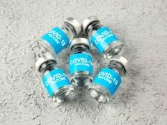 इंजेक्शन से लगता है डर! अब पीने वाली कोविड वैक्सीन पर एक्सपर्ट का फोकस, पहला ट्रायल पूरा