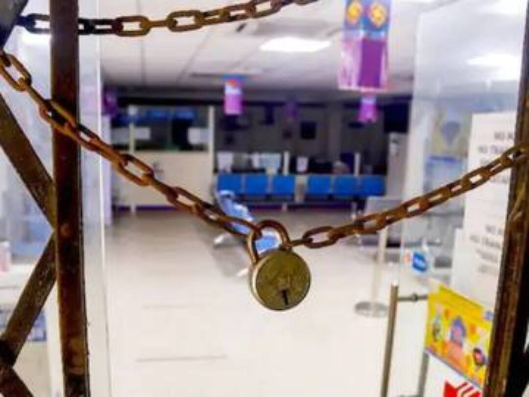 நாளை குடியரசு தினம்.. நாளை முதல் வங்கிகள்  5 நாட்கள் செயல்படாது..! ஏன்?