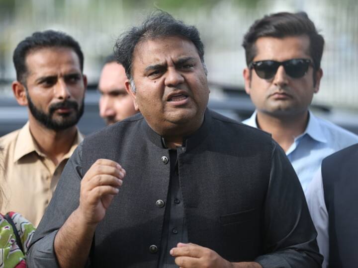 Pakistan Tehreek e Insaf Leader Fawad Chaudhry Arrested For Publicly Censuring Government Pakistan Tehreek-e-Insaf Leader Fawad Chaudhry Arrested For Publicly Censuring Government
