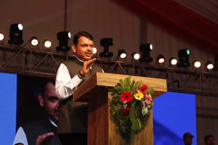 इंद्रायणी थडी कार्यक्रम मातृशक्तीला समर्पित करण्यात आल्याबद्दल आमदार लांडगे यांचे कौतुक करून उपमुख्यमंत्री फडणवीस म्हणाले.