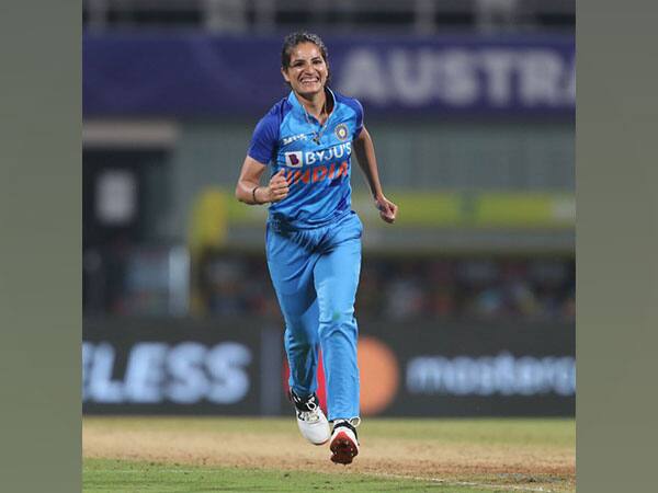 India's Renuka Singh wins ICC Emerging Women's Cricketer of the Year 2022 Renuka Singh: আইসিসি উদীয়মান মহিলা ক্রিকেটার ভারতের রেনুকা সিংহ
