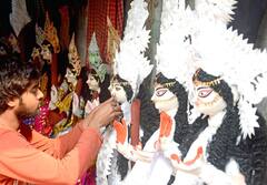 Vasant Panchami:મા સરસ્વતીનાપૂજનની ભવ્ય તૈયારી,મા શારદાના અનુપમ રૂપની જુઓ તસવીરો