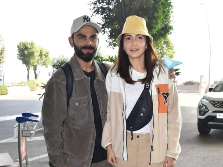 Anushka-Virat Pics Airport Look: एक्ट्रेस अनुष्का शर्मा और क्रिकेटर विराट कोहली को बुधवार को एयरपोर्ट पर स्पॉट किया गया है. इस मौके की लेटेस्ट तस्वीरें सामने आई हैं.