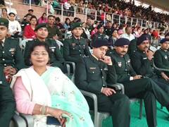 गणतंत्र दिवस की पूर्व संध्या पर सेना के बैंड ने बांधा समा, भारत माता के जयकारों से गूंज उठा स्टेडियम