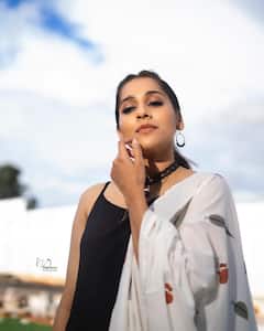 Anchor Rashmi: పారిజాత పుష్పంలా మెరిసిపోతున్న యాంకర్ రష్మీ