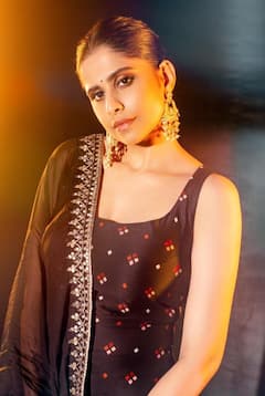 Sai Tamhankar : सई ताम्हणकरचा जागतिक पातळीवरही डंका!