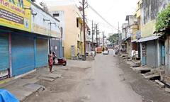 குளத்தில் மண் எடுக்க அனுமதி வேண்டும் - புதுக்கோட்டை அருகே கடைகள் அடைத்து மக்கள் போராட்டம்