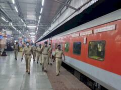  राजस्थान: गणतंत्र दिवस पर रेलवे स्टेशन की सुरक्षा बढ़ी, डॉग स्क्वायड की मदद से चप्पे-चप्पे की जांच