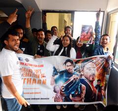 Pathaan Fever Grips Nation, Fans Throng Theatres For Shah Rukh Khan Starrer - See Pics