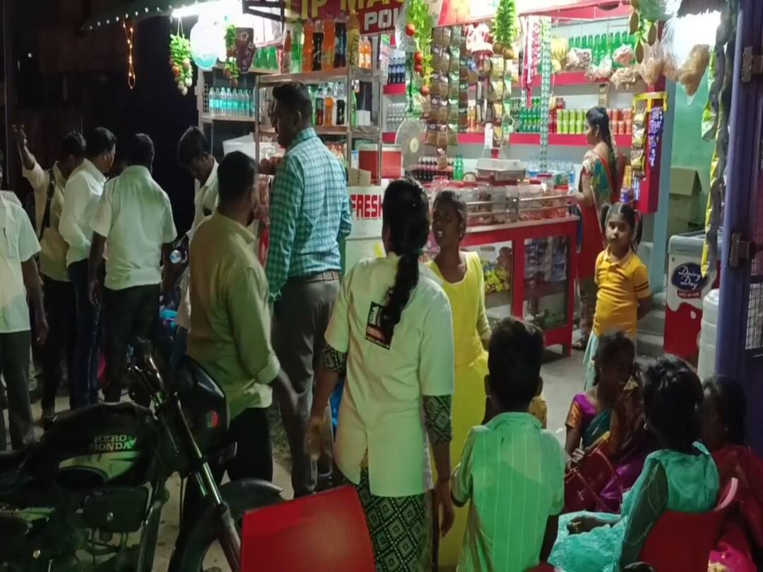 chengalpattu madhuranthakam accident 3 death more than 20 people injured திருமண நிகழ்ச்சிக்கு சென்ற வேன் விபத்து: 3 சிறுவர்கள் உடல் நசுங்கி பலி..! 20க்கும் மேற்பட்டோர் காயம்...!