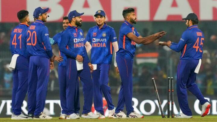 ICC ODI Rankings: ষষ্ঠ ভারতীয় বোলার হিসাবে মহম্মদ সিরাজ আইসিসির ওয়ান ডে ব়্যাঙ্কিংয়ের শীর্ষে পৌঁছলেন।