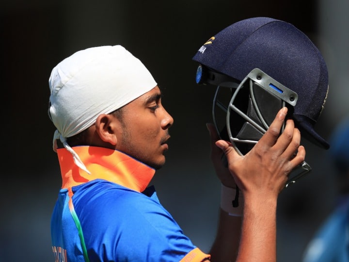 Indian Openers Shubhman Gill and Ishan Kishan not in good form will hardik pandya take prithvi shaw in playing 11 for IND vs NZ 3rd T20 IND vs NZ: शुभमन आणि ईशानची जोडी कॅप्टनसाठी बनली डोकेदुखी! तिसऱ्या T20 मध्ये पृथ्वी शॉला संधी मिळणार का?