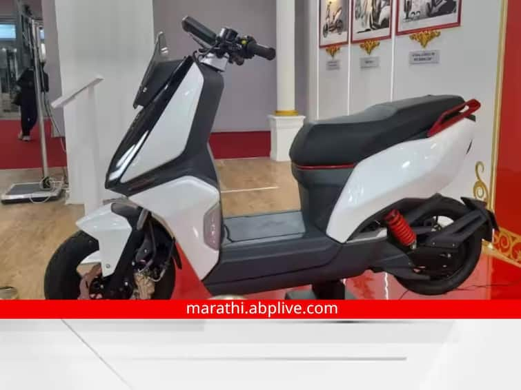 Thinking of buying a new electric scooter Then wait These stunning models will be launched soon Upcoming Electric Scooters: नवीन इलेक्ट्रिक स्कूटर खरेदी करण्याचा विचार करताय? मग थोडं थांबा; हे जबरदस्त मॉडेल्स लवकरच होणार लॉन्च