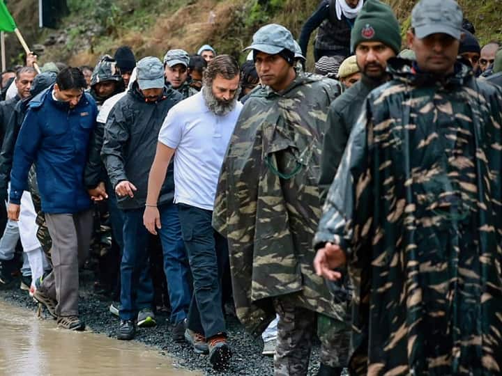 Srinagar Congress leader Rahul Gandhi's Bharat Jodo Yatra in final phase, will enter Kashmir Valley from Banihal Bharat Jodo Yatra: राहुल गांधी की भारत जोड़ो यात्रा अंतिम चरण में, कल बनिहाल से कश्मीर घाटी में करेगी प्रवेश