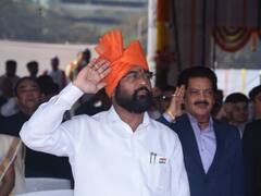 Republic Day 2023: सीएम एकनाथ शिंदे ने गणतंत्र दिवस पर अपने सरकारी आवास 'वर्षा' में फहराया तिरंगा, देखें तस्वीरें