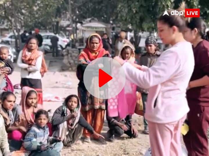 Watch sapna chaudhary distributed clothes among children in haryana video went viral Watch: कड़ाके की ठंड में बच्चों के बीच कपड़े लेकर पहुंचीं सपना चौधरी, सौगात पाकर खिले चेहरे, वीडियो वायरल