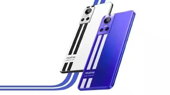 Realme GT Neo 5 : -  Realmeએ હજુ સુધી જીટી નિયો 5 ફોનની લૉન્ચિંગ ડેટનો ખુલાસો નથી કર્યો. પરંતુ લીક્સ અનુસાર, આ અપકમિંગ સ્માર્ટફોન 8 ફેબ્રુઆરીએ લૉન્ચ કરવામાં આવી શકે છે. યૂઝર્સને આ સ્માર્ટફોનમાં 6.74 ઇંચ્ની સ્ક્રીનની સાથે Snapdragon 8+ Gen 1 પ્રૉસેસર આપવામાં આવી શકે છે. આ ઉપરાંત ફોનમાં 240W ફાસ્ટ ચાર્જિંગ સપોર્ટ કરનારી બેટરી મળવાની આશા છે.