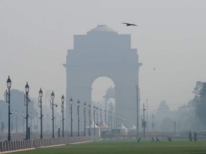 Republic Day 2023 India 26 January Weather Forecast of Delhi Clouds and Fog Know what IMD says Weather Forecast: गणतंत्र दिवस पर दिल्ली के आसमान में छाए रह सकते हैं बादल, जानें मौसम विभाग का पूर्वानुमान