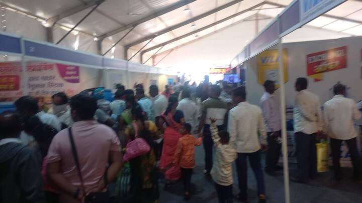 चार दिवस चालणाऱ्या भीमा कृषी पशु व पक्षी प्रदर्शनाला आवर्जून भेट द्यावी, असे आवाहन खासदार धनंजय महाडिक यांनी केले आहे.