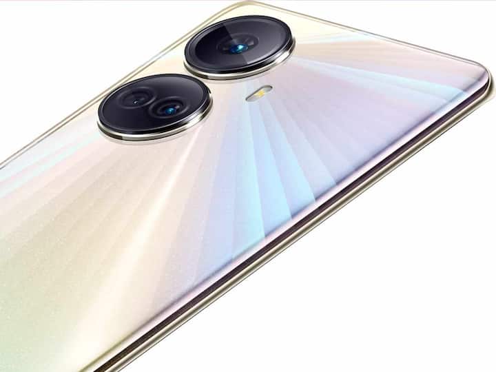 Realme 10 Pro Plus (Price: Rs 24,999) - Equipped with an impressive 108-megapixel main sensor the phone also comes with an 8-megapixel ultra-wide and a 2-megapixel macro camera. Users can also capture amazing selfies with a 16-megapixel front camera. (Image: Realme)