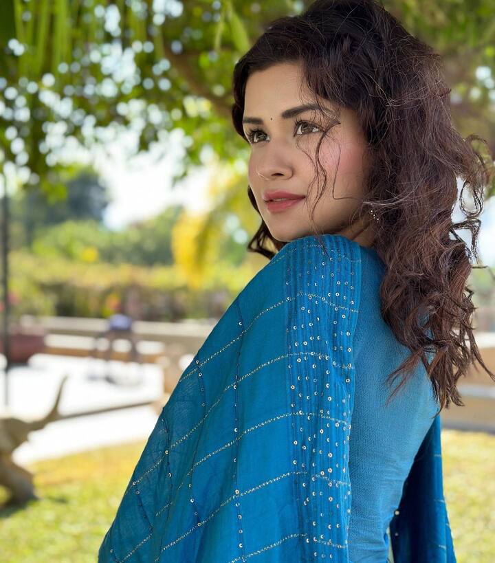 अवनीत कौर तिच्या आगामी 'टिकू वेड्स शेरू' या चित्रपटाबद्दल बऱ्याच दिवसांपासून चर्चेत आहे. (फोटो सौजन्य :avneetkaur_13/instagram )