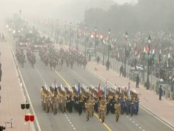The combined Band and contingent of the Egyptian Armed Forces marches down the Kartavya Path for the first time. (Photo: Doordarshan)