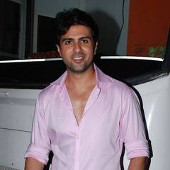 Harman Baweja Struggle Story: ऋतिक रोशन के हमशक्ल का टैग इस एक्टर को पड़ा भारी, फिल्मों से दूर अब कर रहे ये काम