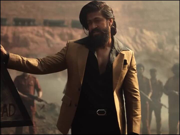 Shah Rukh Khan की Pathaan के सामने 'रॉकी भाई' की मूवी की चमक पड़ी फीकी, टूट गया ये रिकॉर्ड Shah Rukh Khan Pathaan Breaks the Opening Day Record of Rockey Bhai KGF 2 Watch on OTT Platform Amazon Prime Video Shah Rukh Khan की Pathaan के सामने 'रॉकी भाई' की मूवी की चमक पड़ी फीकी, टूट गया ये रिकॉर्ड