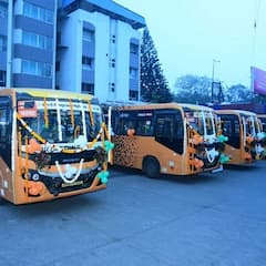 Indore: इंदौर के मेयर का लोगों को तोहफा, गणतंत्र दिवस पर विजन 2050 के साथ डिजिटल बस का किया शुभारंभ