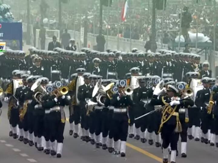 Brass band of the Indian Navy comprising of 80 musicians playing the Indian Navy song tune 'Jai Bharti' marched down Kartavya Path as well during the Parade. (Source: ANI)