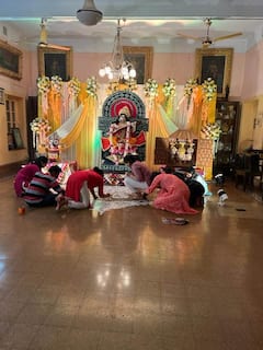 Sourav Ganguly: বাগদেবীর আরাধনায় সৌরভ, দিলেন অঞ্জলি, মেয়ের জন্য মন খারাপ দাদার?