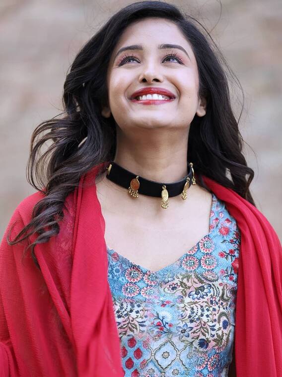 कुमकुम भाग्य की रिया हैं इतनी पढ़ी-लिखी