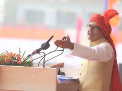 गणतंत्र दिवस के मंच से CM शिवराज ने किया शराब नीति का जिक्र, चुनावी राज्य में कितना अहम है मुद्दा?