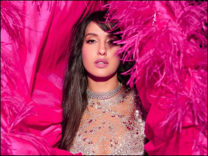 Nora Fatehi On Relationship: नोरा फतेही बीते कुछ दिनों से गलत कारणों से चर्चा में हैं. उनका नाम लगातार कॉनमैन सुकेश चंद्रशेखर के साथ उनके रिश्तों को लेकर विवादों में हैं.