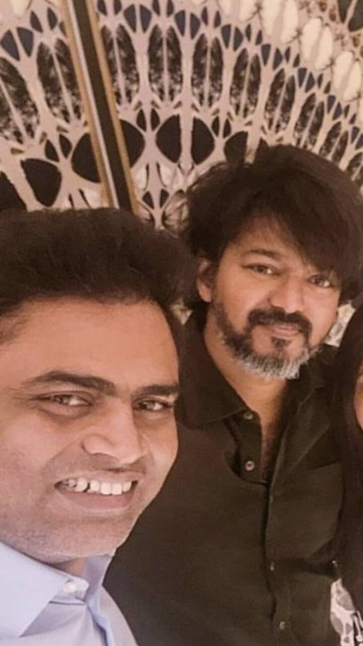 விஜய்யுடன் வாரிசு படத்தின் இயக்குநர் வம்சி