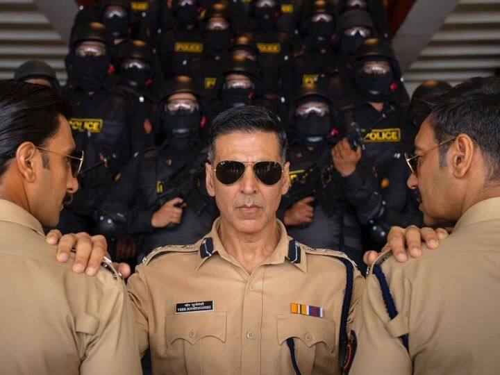 Akshay Kumar Patriotic Movies: देशभर में आज रिपब्लिक डे का जश्न मनाया जा रहा है. ऐसे में ओटीटी प्लेटफॉर्म पर आप सुपरस्टार अक्षय कुमार की देशभक्ति के मुद्दे पर बनी फिल्में देख सकते हैं.