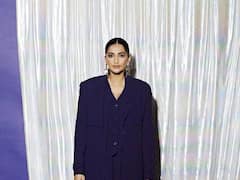 Sonam Kapoor: सोनम कपूरचा ग्लॅमरस अवतार; नव्या लूकने वेधलं लक्ष!