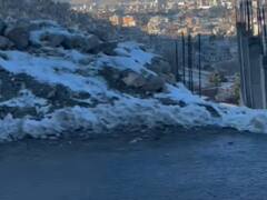 Afghanistan Is Freezing: अफगानिस्तान पारे की गिरती मार से बेहाल, लोगों का जीना हुआ यहां मुहाल