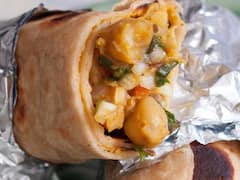 Chole Roll Recipe: शाम के नाश्ते के लिए सबसे शानदार है छोले रोल, कॉफी के साथ करें ट्राई मजा हो जाएगा दोगुना