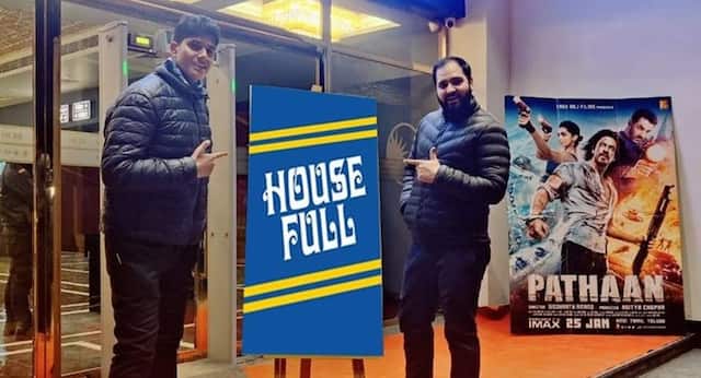 Pathan Housefull: Pathan's Explosion, After 32 Years The Sign Of Housefull Sign Appeared In The Cinema Hall Of Kashmir Valley, Said Thank You To Shahrukh Khan | Pathaan Housefull: પઠાણની ધૂમ, 32