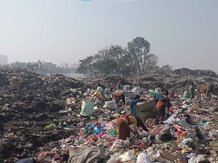 Ghaziabad GDA is disposing garbage mountain after National Green Tribunal rebuke ANN Ghaziabad News: कूड़े के पहाड़ ने छीन लिया था सुकून! NGT की फटकार के बाद जीडीए को आई सुध, अब हो रहा निस्तारण