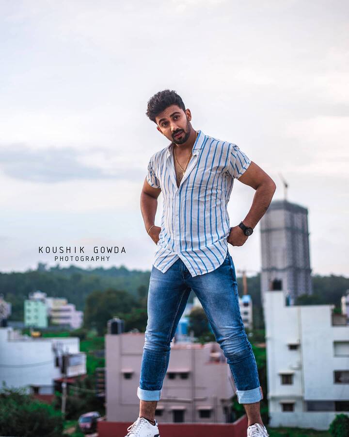 ఎన్నెన్నో జన్మల బంధం సీరియల్ యష్ ( నిరంజన్) (image credit :Niranjan/Instagram)