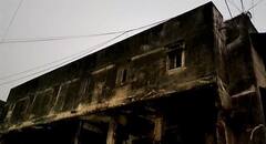 Bhiwandi Building Collapse : भिवंडीत दोन मजली इमारतीचा पहिला मजला कोसळला, एकाचा मृत्यू