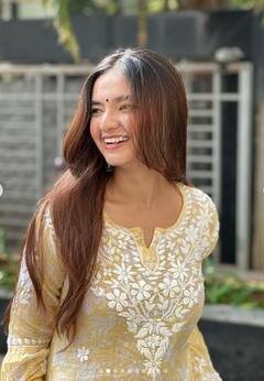 Anushka Sen: ਅਨੁਸ਼ਕਾ ਸੇਨ ਨੇ ਐਥਨਿਕ ਲੁੱਕ 'ਚ ਮਚਾਈ ਤਬਾਹੀ, ਖੂਬਸੂਰਤ ਮੁਸਕਰਾਹਟ ਦੇ ਕੇ ਫੈਨਜ਼ ਨੂੰ ਕੀਤਾ ਦੀਵਾਨਾ