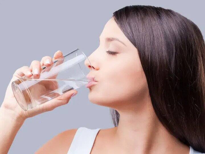 Drinking water in this way means feasting on deadly diseases..Change this habit today itself.